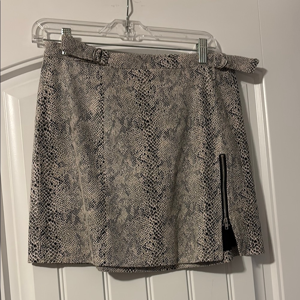 Hem & Thread Gray Silver Wrap Mini Skirt